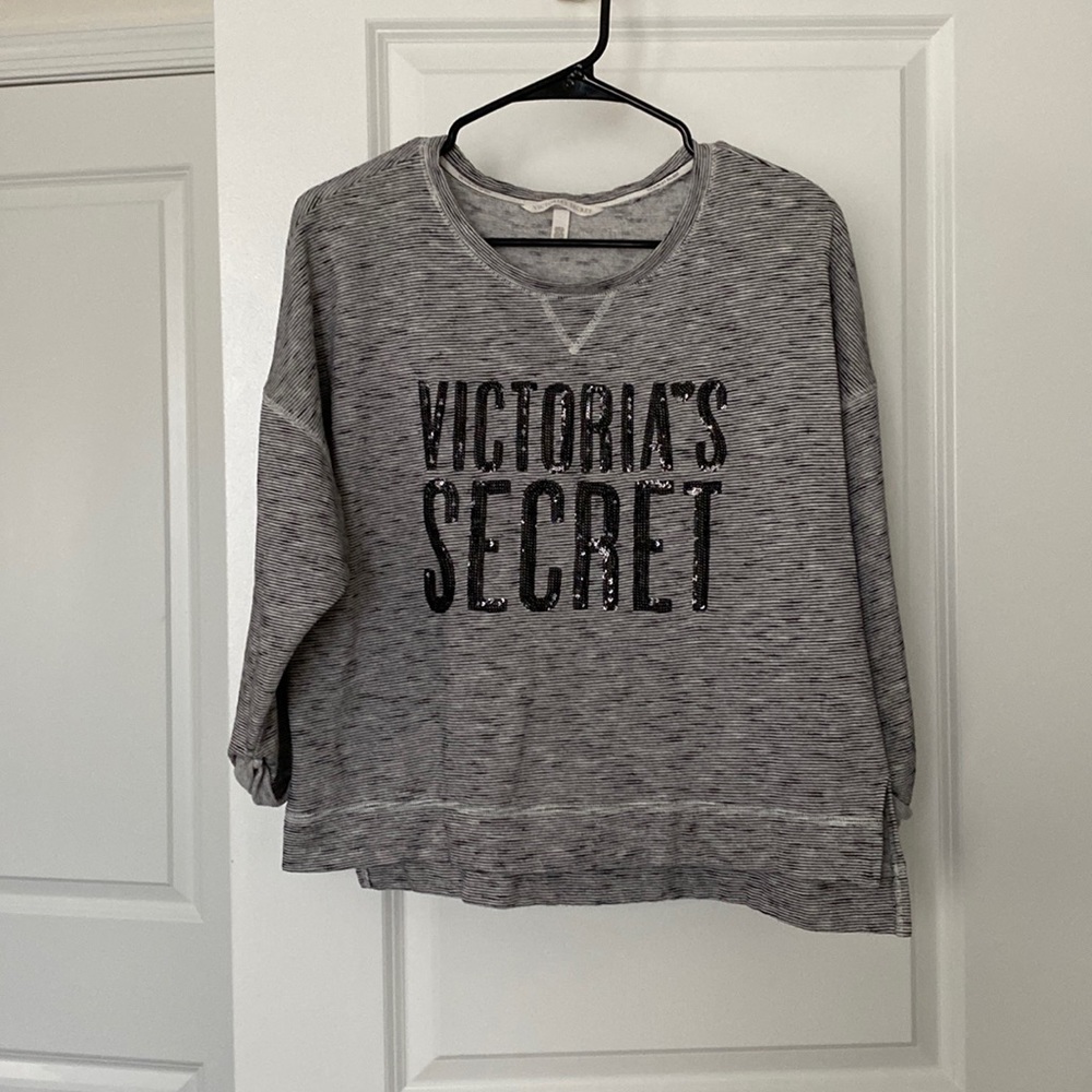 Gently Used Women’s Victoria’s Secret Sweatshirt